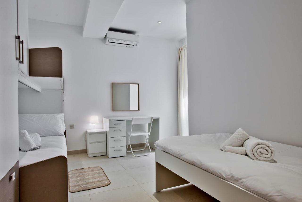 Bright And Central 2 Bedroom Apartment In Sliema Extérieur photo
