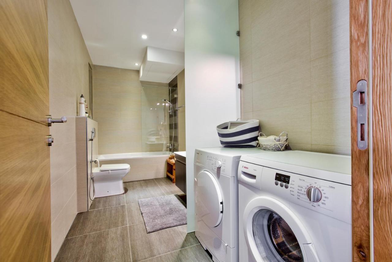 Bright And Central 2 Bedroom Apartment In Sliema Extérieur photo