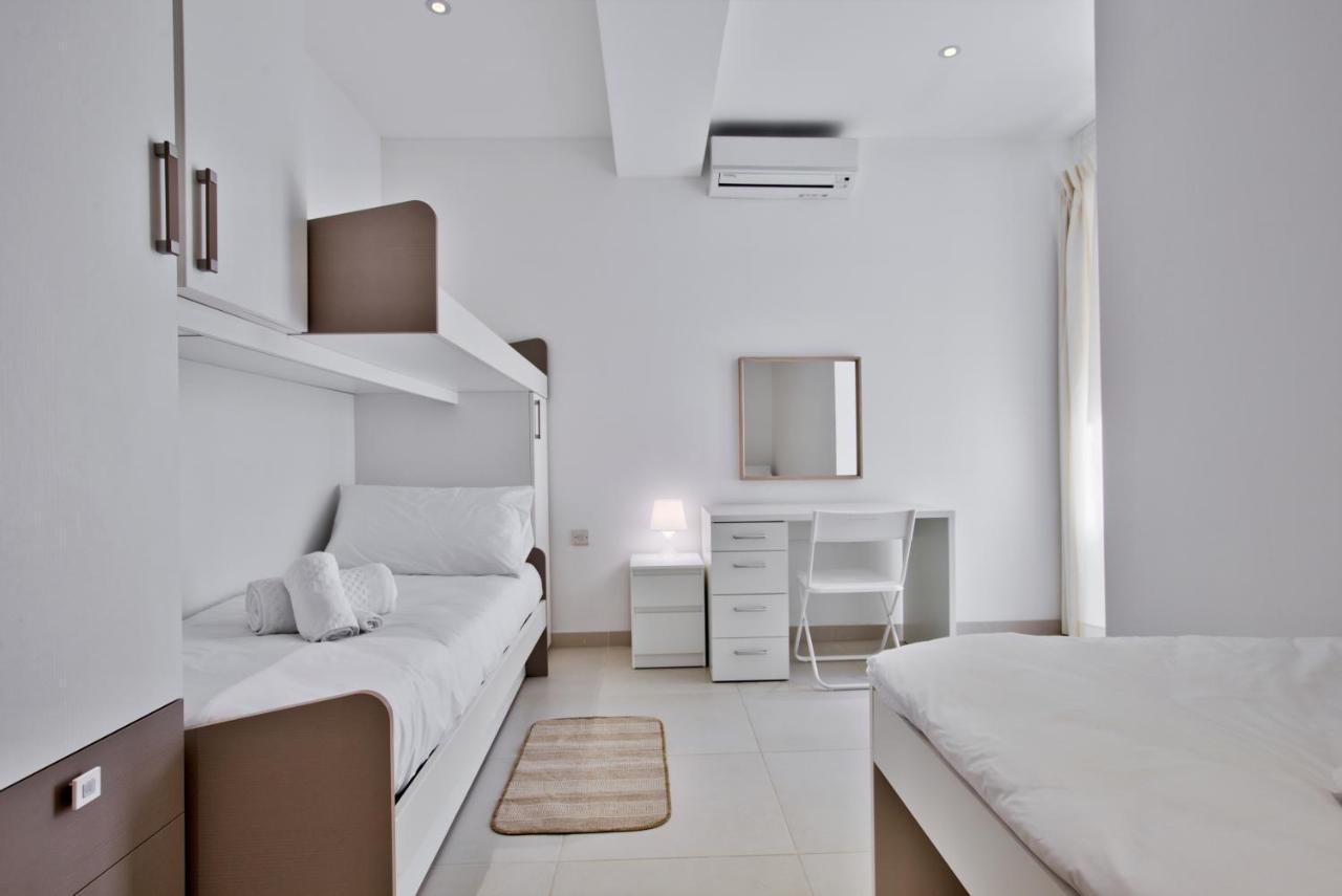 Bright And Central 2 Bedroom Apartment In Sliema Extérieur photo