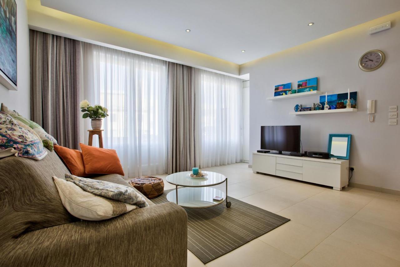 Bright And Central 2 Bedroom Apartment In Sliema Extérieur photo